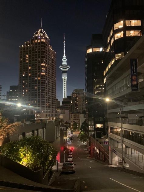 Aesthetic New Zealand Pictures, Auckland City At Night, Auckland City Night Aesthetic, New Zealand Aesthetic Wallpaper, New Zealand Travel Aesthetic, New Zealand Aesthetic City, Auckland New Zealand Aesthetic, Auckland Aesthetic, Nz Aesthetic