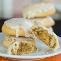 Grandmas Pillow Cookies | These "pillows", as my grandma called them, are miniature nut roll cookies dipping in a simple powdered sugar icing. #christmas #baking Nut Roll Cookies, Pillow Cookies, Nut Roll, Brown Eyed Baker, Powdered Sugar Icing, Dessert Oreo, Nut Rolls, Sugar Icing, Desserts Vegan