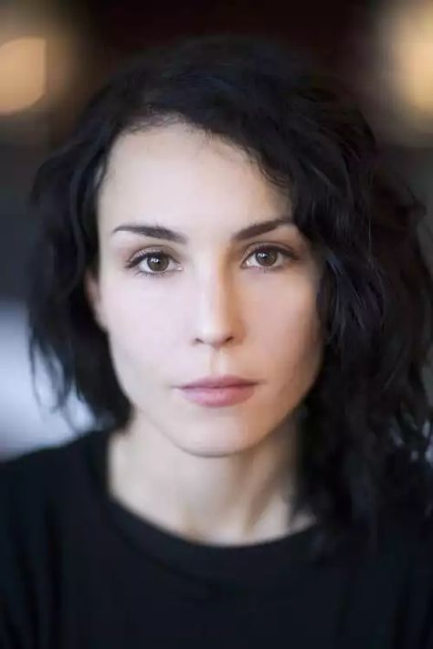 I've got a serious lady boner for Noomi Rapace - Imgur Noomi Rapace, Autumn Skincare, The Girl With The Dragon Tattoo, Actrices Hollywood, Famous Women, Girl Crushes, Famous Faces, Belle Photo, Movie Stars