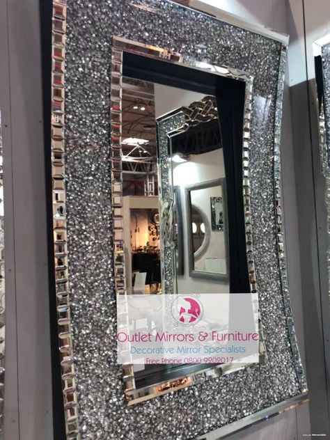 outletmirrors.com diamond crush sparkle glitter wall mirror range - Page 1 Diy Bling Mirror, Bling Furniture, Glitter Accent Wall, Bling Mirror, Glitter Bedroom, Mirrored Furniture Decor, Glitter Furniture, Mosaic Border, Faceted Mirror