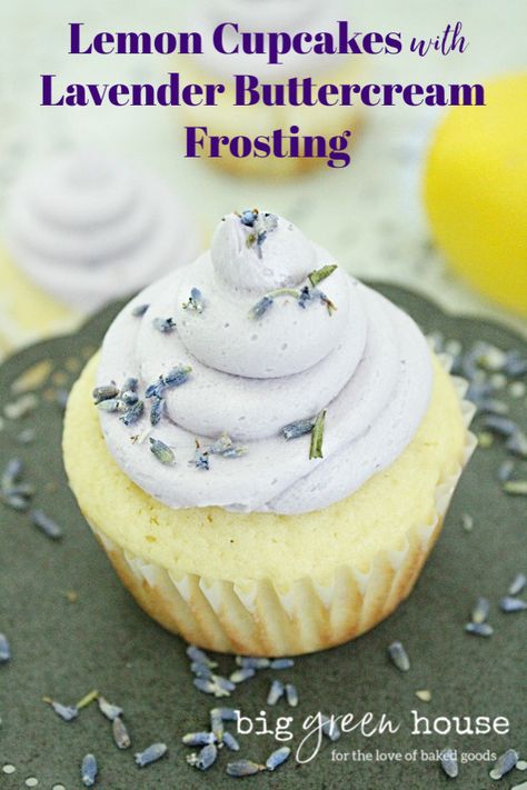 Lemon Cupcakes with Lavender Buttercream Frosting - Big Green House | for the love of baked goods. Lemon And Lavender Cupcakes, Lemon Lavender Desserts, Tea Baked Goods, Seasonal Baked Goods, Lavender Frosting Recipe, Lavender Cupcakes Recipe, Baked Good Recipe, Baking With Lavender, Lemon Baked Goods