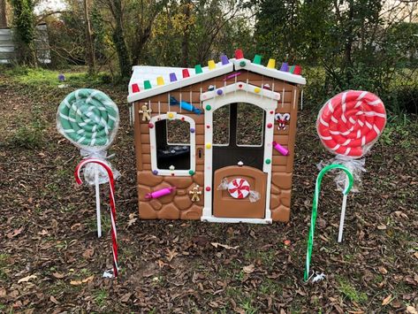 Diy Gingerbread House, Diy Gingerbread, Gingerbread Diy, Candyland Christmas, Candy Land Christmas Decorations, Candy Land Theme, Outdoor Holidays, Outdoor Holiday Decor, Candy Land Christmas