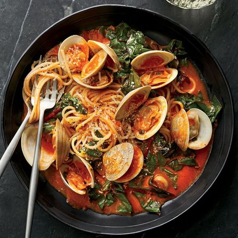 Spaghetti with Clams and Braised Greens Spaghetti With Clams, Braised Greens, Best Pasta Dishes, Clam Sauce, Clam Recipes, Best Food Ever, Swiss Chard, Fresh Pasta, Greens Recipe