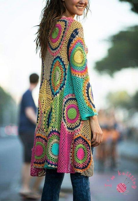 Colorful crochet jackets Crochet Jackets, Crochet Jacket Pattern, Gilet Crochet, Mode Crochet, Colorful Crochet, Stil Boho, Crochet Coat, Blanket Knitting, Freeform Crochet