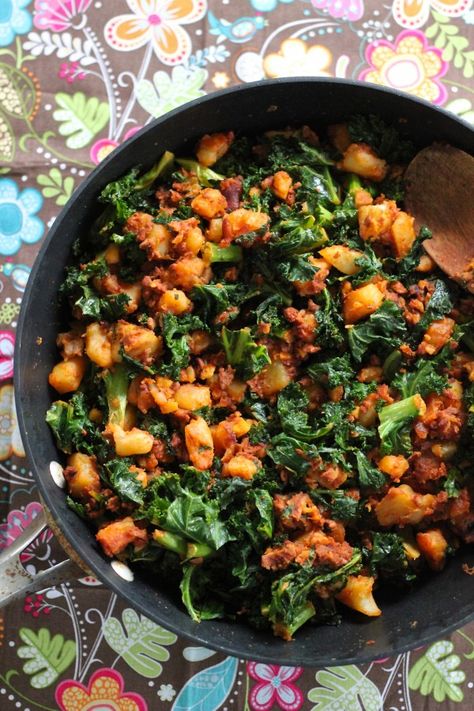 Chorizo Hash, Soy Chorizo, Chorizo Recipes, Lots Of Food, Hash Recipe, Lemon Pasta, Vegan Main Dishes, Vegan Eating, 4 Life