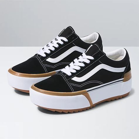 Vans Shoes Women, Old Skool Platform, Platform Vans, Vans Outfit, Vans Store, Mens Shoes Black, Crazy Shoes, Vans Old Skool, Old Skool