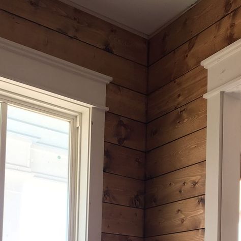 Janea Spades on Instagram: "I can’t even express how thrilled I am with the decision to stain the shiplap in one room! Wish I had a couple of other places unpainted to do this - but so glad to have it here! 😍 The wood is pine and the stain is Provincial by Minwax @tridantbuilders ripped every single board to make this happen. 👏🏻#spadesfourgables #tridantbuilders #mitchginndesign #fourgables #minwaxstain" Stain Shiplap Wall, Stained Shiplap Wall, Knotty Pine Walls Makeover, Walnut Shiplap, Stained Shiplap, Pine Shiplap, Wood Shiplap Wall, Key House, Renovation Tips