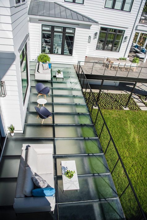 SkyFloor® Glass Deck System - Glass Flooring Systems Glass Floors Architecture, Glass Deck, Glass Flooring, Unique Outdoor Spaces, Glass Balcony, Balcony Flooring, Deck Building, Glass Stairs, Glass Staircase