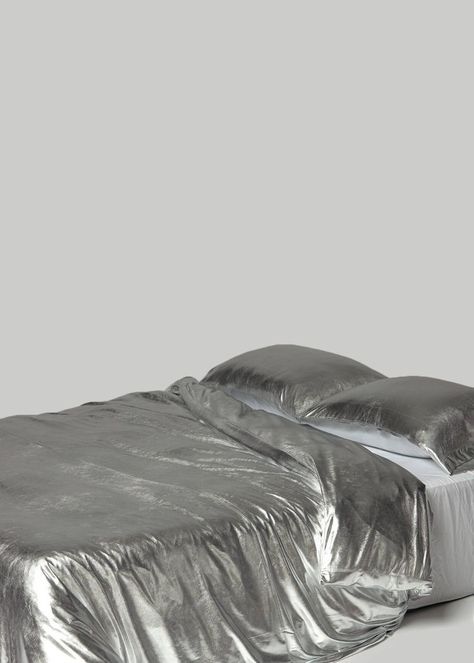 Metallic Pillow, Dream House Decor, Interior Inspo, Aesthetic Room Decor, Aesthetic Room, Design Inspo, Room Inspo, Pillow Case, Room Inspiration