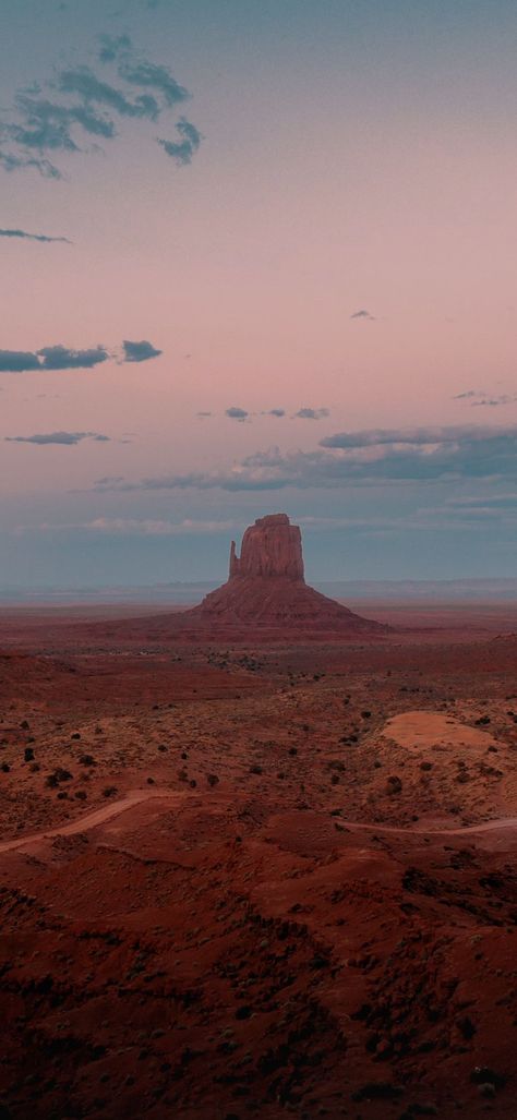 Vintage Cowboy Aesthetic Wallpaper, Texas Iphone Wallpaper, Western Ipad Wallpaper, Country Lockscreen, Desert Wallpaper Iphone, Cowboy Wallpaper Iphone, Desert Sunset Photography, Americana Photography, Cowboy Wallpaper