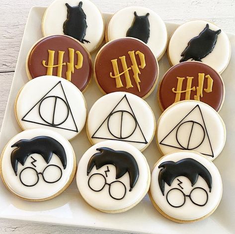 Tort Harry Potter, Harry Potter Weihnachten, Harry Potter Treats, Gateau Harry Potter, Harry Potter Theme Birthday, Cumpleaños Harry Potter, Harry Potter Bday, Harry Potter Baby Shower, Harry Potter Food