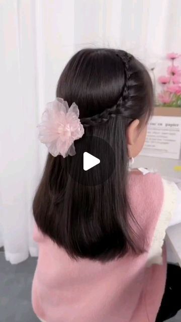 Unicorn Salon 🦄 on Instagram Hairstyle For Kids Girl For Wedding, Hairstyle For Kids With Short Hair, Short Hairstyle Party, Baby Hair Styles Girl Short, Toddler Headband Hairstyles, Short Kids Hairstyles, Easy Hairstyles For Little Kids, Baby Girl Hairstyles For Short Hair, Kids Hair Styles Easy