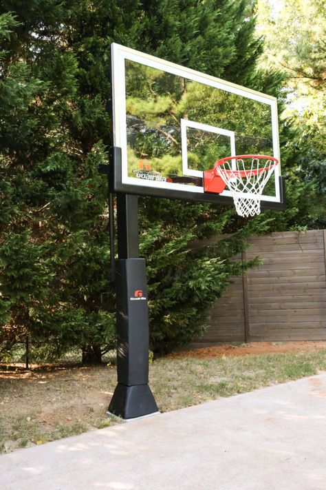 Driveway Uk, Basketball Nets, Basketball Boyfriend, Basketball Game Outfit, Basketball Court Flooring, Outdoor Basketball Court, Portable Basketball Hoop, Fantasy Basketball, Basketball Birthday Parties