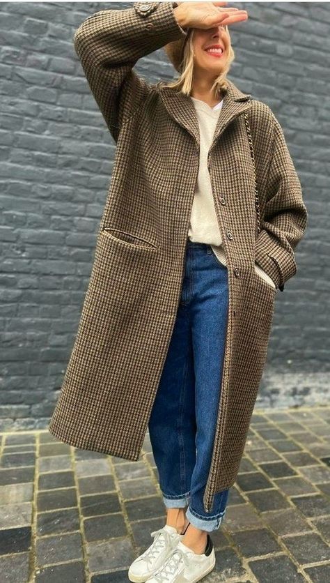 Long Plaid Wool Coat, Plaid Winter Coat Outfit, Jeans And Reebok Outfit, Checkered Trench Coat, Brown Houndstooth Coat Outfit, Quilt Coat Outfit, Long Plaid Jacket Outfit, Brown Plaid Coat Outfit, Plaid Wool Coat Outfit