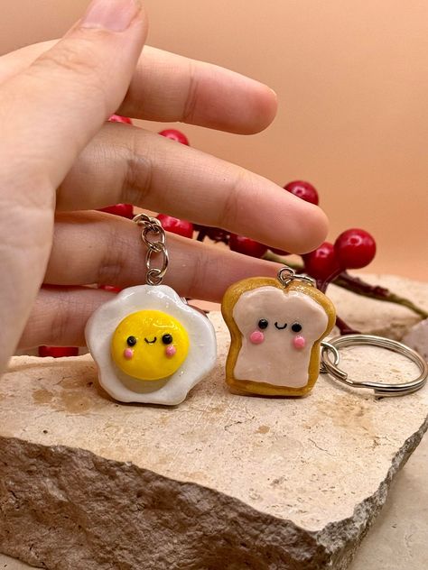 How to Make Clay Magnets at Home: Easy Tutorial Lil Clay Things, Handmade Keychains With Clay, Clay Charm Ideas Easy, Aesthetic Clay Keychain, Super Clay Keychains, Air Clay Keychain, Clay Keychain Ideas Aesthetic, Matching Clay Keychains, Cute Clay Keychain Ideas