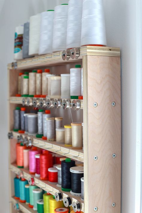 In Color Order: My DIY Thread Storage Shelf Pegboard Craft Room, Small Sewing Rooms, Thread Rack, Pegboard Storage, Sewing Room Storage, Pegboard Organization, Pegboard Accessories, Sewing Room Design, Thread Storage