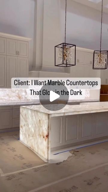 Glow In The Dark Marble Countertops, Glowing Countertop, Modern Butcher Block Countertops, Dark Marble Countertops, Onyx Countertop, Butcher Block Countertops Kitchen, Onyx Kitchen, Bar Remodel, Onyx Countertops