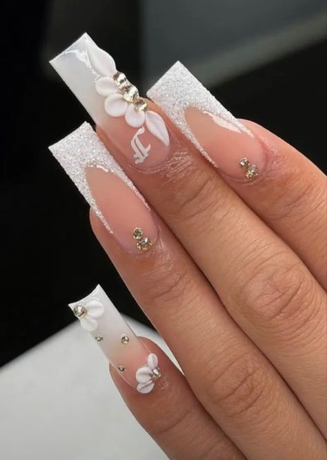 White Wedding Nails, Elegant White Wedding, Gel Nails Long, Wedding Acrylic Nails, White Acrylic Nails, Wedding Nail, Acrylic Nails Coffin Pink, Wedding Nails For Bride, Wedding Nails Design