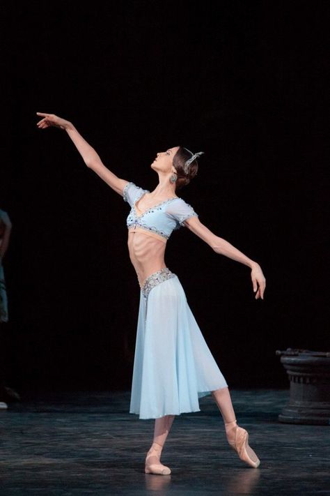 Photo Album and casting – Bolshoi dancers in Milan Vaganova Ballet Academy, Ballet Body, Svetlana Zakharova, Ballet Russe, Ballet Beauty, Bolshoi Ballet, Ballet Photos, Ballet Photography, Dance Pictures