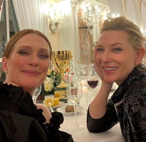 Cate Blanchett Carol, Adore Delano, Alycia Debnam Carey, Middle Aged Women, Julianne Moore, Carrie Fisher, Cate Blanchett, Famous Women, Pretty People