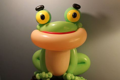 Balloon Frog, Frog Balloon, Balloon Modelling, Balloon Sculptures, Balloon Animals, Balloon Art, Rubber Duck, Party Balloons, Money Maker