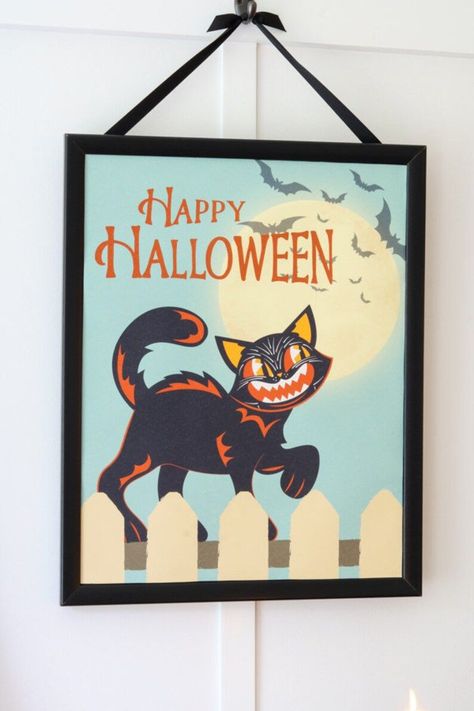 Step into the spirit of Halloween with this Retro Printable Poster! Boasting a vintage Happy Halloween design, it features a black cat prowling on a fence under a full moon with bats fluttering overhead. This printable decoration is a captivating way to transform your space, offering a nostalgia-inducing nod to classic Beistle Halloween art. Download now, print, and let the eerie elegance captivate your guests! It's retro. It's Halloween. It's simply spellbinding Cat Prowling, Pastel Cat, Beistle Halloween, Groovy Halloween, Cat Template, Halloween Kunst, Chat Halloween, Cat Printable, Halloween Retro