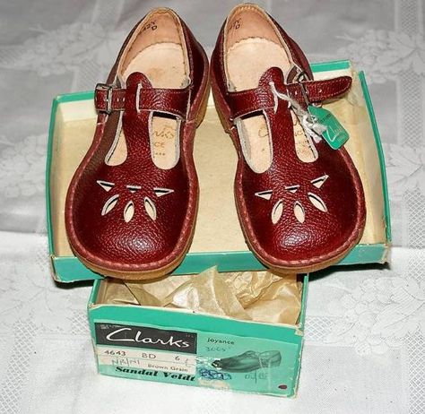 1950s red vintage children's Clarks T Bar shoes - inspiration 1970s Childhood, Clarks Sandals, Childhood Memories 70s, Africa Do Sul, Look Retro, Childhood Days, Vintage Memory, Childhood Toys, Moda Vintage