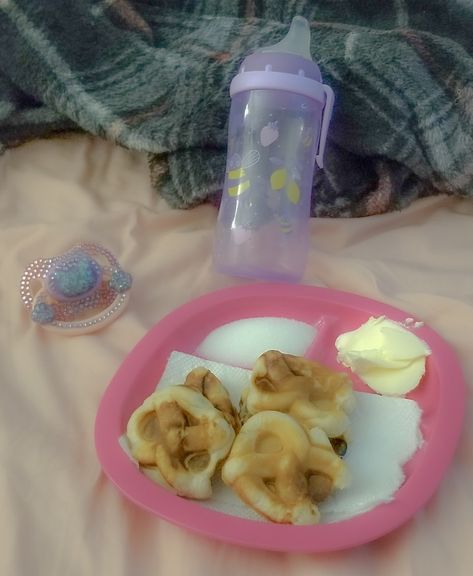 Aesthetic Self Care, Adult Pacifier, Space Food, Baby Barbie, Diy Aesthetic, Toddler Food, Food Yummy, Kawaii Food, So Yummy