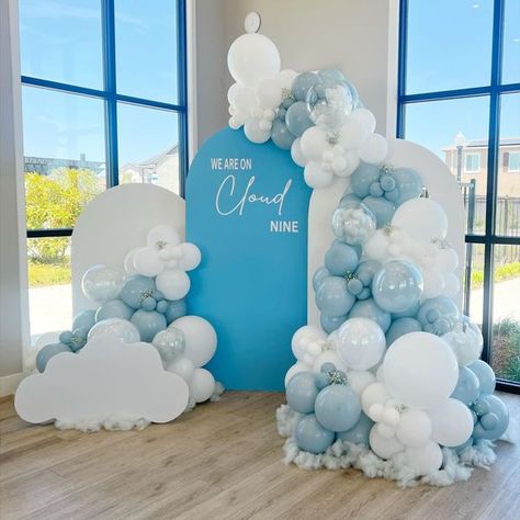 Event Planners and Balloon Artists Hub in US | Today's inspiration🩵 On the cloud theme☁️ | Facebook Cloud Backdrop Ideas, We Are On Cloud 9 Baby Shower Theme, Cloud Theme Backdrop, Cloud Shower Theme, Cloud 9 Backdrop, Cloud Theme Party, Hoco Themes, Bonfire Ideas, Cloud Balloons