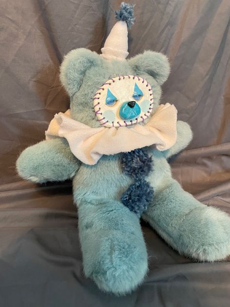 Weird Teddy Bear, 2 Headed Teddy Bear, Weird Plushies Aesthetic, Customized Stuffed Animals, Clay Teddy Bear Face, Creepy Clay Art Ideas, Customized Plushies, Teddy Bear Creepy, Weird Stuffed Animals