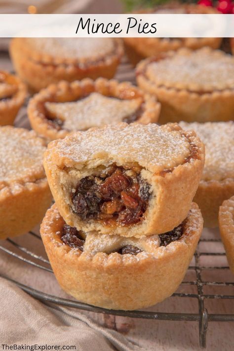 Recipe for Mince Pies - the classic Christmas bake! Made with sweet shortcrust pastry and filled with fruit and boozy mincemeat. Easy to make and so tasty! #thebakingexplorer #mincepies #mincemeat #christmasbaking #shortcrustpastry Gluten Free Mince Pies, Fruit Mince Pies, Mince Pie Recipe, Mince Pies Christmas, Gluten Free Pastry, Fruit Cake Christmas, Mince Pie, Mince Recipes, Homemade Pastries