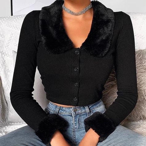 Faux Fur Cardigan, Fur Cardigan, Pullover Mode, Cropped Pullover, Retro Mode, Collar Cardigan, Black Faux Fur, Cardigan Top, Looks Chic