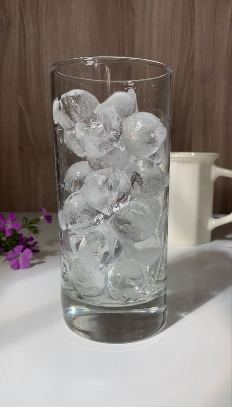 Make the cutest round ice cubes wirh the round ice cube tray from Amazon. I use these ice cubs for all of my teas, iced coffees, juices, and water! Large Ice Cube Tray, Round Ice Cubes, Whiskey Ice, Round Ice, La Life, Birthday Gift Baskets, Ice Cube Molds, Ice Molds, Ice Ice Baby