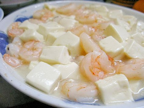 The Hong Kong Cookery: Tofu with Shrimp 蝦仁豆腐 Kong Recipe, Shrimp Tofu, Soy Tofu, Butterfly Shrimp, Chinese Fish, Sweet Shrimp, Eating Good, Fried Mushrooms, Crab Rangoon