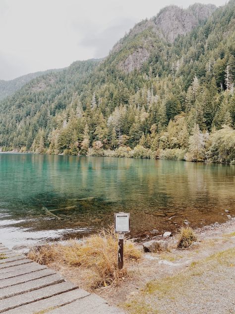 #portangeles #washington #lake #travel #nature Pnw Vibes, Weekend Fits, Port Angeles Washington, Beginner Hiker, Lake Crescent, Crescent Lake, Snoqualmie Falls, Port Angeles, Oregon Washington