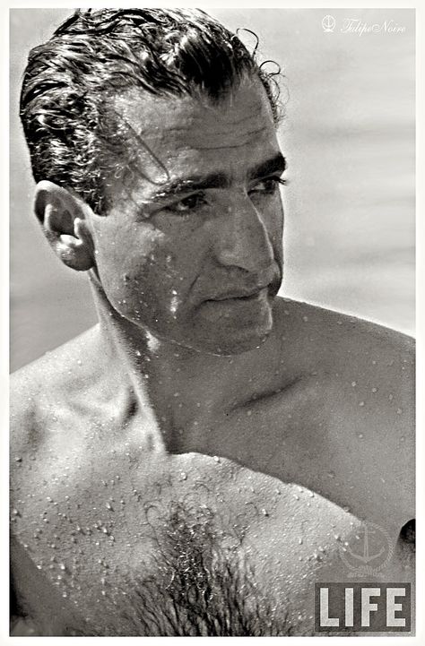 Mohamed Reza Shah Pahlavi, Miami Beach,1955. Mohamed Reza Pahlavi, Mohammad Rezā Shāh, Mohammad Reza Pahlavi, Reza Shah, Reza Pahlavi, King Of Persia, Persian Princess, New Year Wishes Images, Pahlavi Dynasty