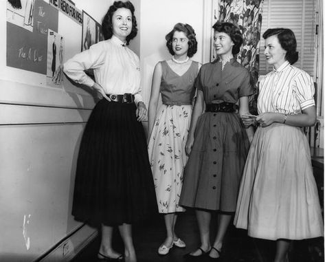 Four Florida State Fashion Institue Students 1950s Florida State University Libraries 1950s Student Fashion, 50s High School Fashion, 1950s High School Fashion, 1950s Woman Fashion, 1950s College Fashion, 1950s Female Fashion, 50s Womens Fashion 1950s Street Styles, 1950s Everyday Fashion, 1950s School Fashion