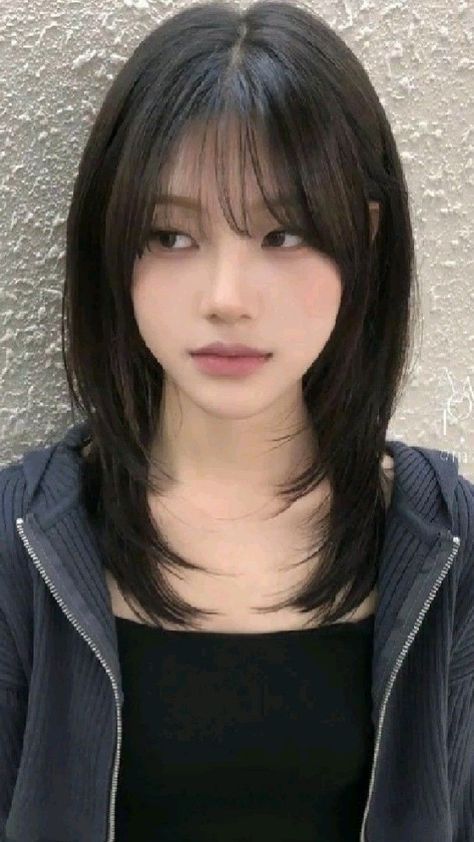 Hair Styles Asian, Fesyen Rambut Pendek, Pretty Hair Cuts, Cortes De Cabello, Asian Haircut, Hair Inspiration Long, Hair Inspiration Short, Hairstyles For Layered Hair, Flat Hair