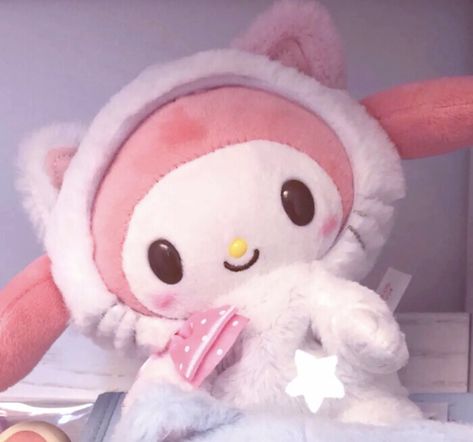 Kitty Aesthetic, Soft Pink Theme, Hello Kitty Aesthetic, Melody Hello Kitty, Kawaii Plushies, Hello Kitty My Melody, Hello Kitty Pictures, Hello Kitty Plush, Hello Kitty Items