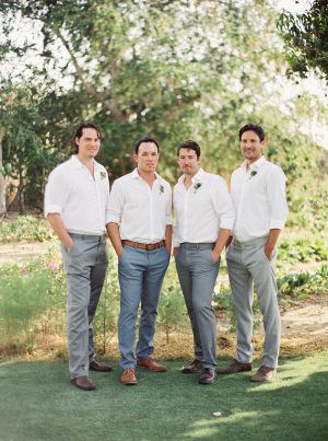 Noir Wedding, Casual Groomsmen, Concrete Wedding, Grooms Outfit, Casual Groom Attire, Groomsmen Style, Summer Wedding Attire, Groom's Attire, Wedding Groomsmen Attire