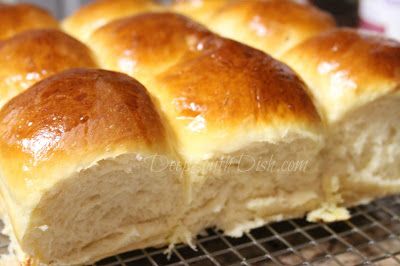 School Rolls Recipe, Cafeteria Rolls, School Cafeteria Food, Homemade Yeast Rolls, School Lunch Recipes, Cafeteria Food, Deep South Dish, Homemade Dinner Rolls, Yeast Rolls