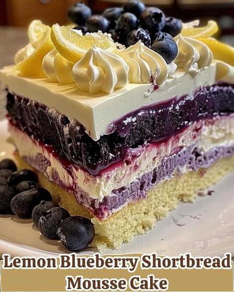 Recipes Epic Blueberry Shortbread, Cake Cabinet, Blueberry Mousse, Blueberry Desserts Recipes, Mousse Cake Recipe, Dessert From Scratch, Chilled Desserts, Macaron Cookies, Single Serve Desserts