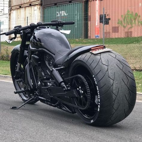 Harley-Davidson V Rod Australia “Black” by DGD Custom #harleydavidson #harley #vrod #muscle #nightrod #custom #custombike #dgdcustom #australia #themonster Vrod Custom, Vrod Muscle, Motocykle Harley Davidson, V Rod Custom, Harley Davidson Custom Bike, Harley V Rod, Harley Davidson Night Rod, Xe Ducati, Мотоциклы Harley Davidson