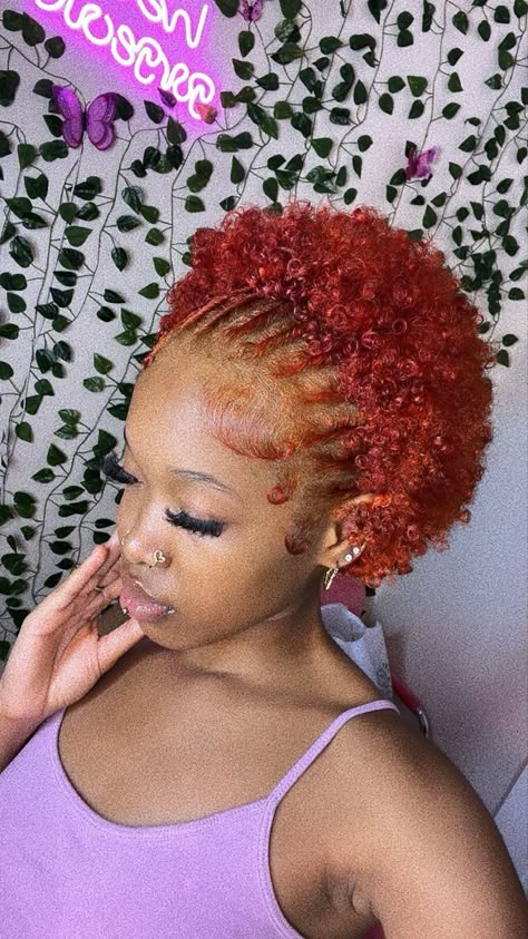 Cute Big Chop Hairstyles, Finger Curls 4c Hair, Short Afro Styles For Black Women, Short Afro Women, Short Natural Hairstyle Women Black, Hairstyles For Big Chop, Short Dyed Curly Hair, Very Short 4c Hair, Cute Hairstyles For Short 4c Hair