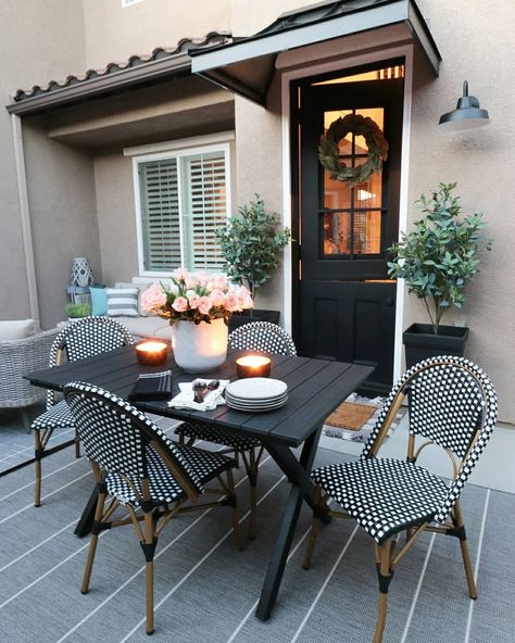 Sharing my newly made over outdoor dining area. I partnered with @overstock to give this space a much needed update! My previous set was a… Outdoor Dining Small Space, Small Patio Dining Set, Small Outdoor Dining Set, Small Outdoor Dining Area, Small Outdoor Dining, Courtyard Inspiration, Tiny Patio, Porch Inspiration, Yard Makeover