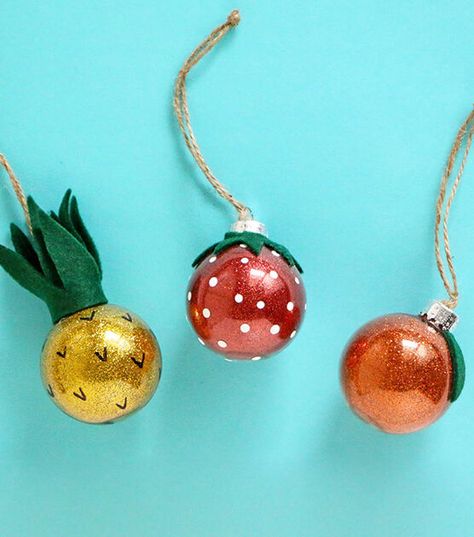 How To Make DIY Glitter Fruit Ornaments Online | JOANN Peach Christmas, Glitter Fruit, Jesse Tree Ornaments, Fruit Christmas Tree, Fruit Ornaments, Jesse Tree, Diy Glitter, Food Ornaments, Viking Sewing