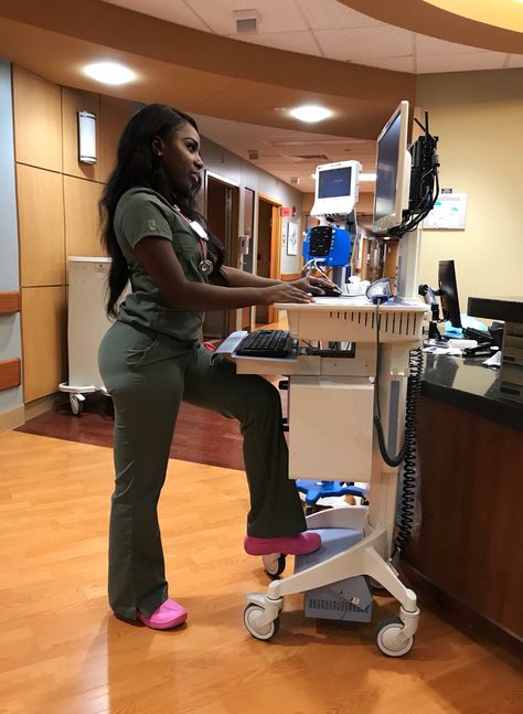 #greenscrubs #melaninbae #badandboujee Sonography Student, Nursing School Inspiration, Nursing Goals, Nursing Motivation, Ultrasound Technician, Nursing School Motivation, Medical School Life, Life Goals Future, Nurse Inspiration