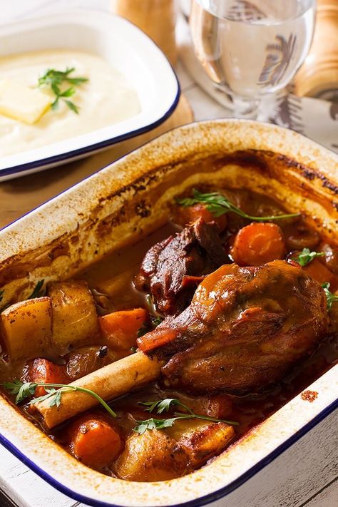 Roast Lamb Shank Recipe, Lamb Shanks Oven, Best Lamb Shank Recipe, Braised Lamb Shanks Recipe, Roasted Lamb Shanks, Otto Lenghi, Lamb Roast Recipe, Cook Lamb, Slow Cooked Lamb Shanks