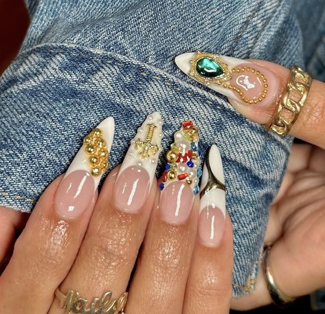 Chain Nails, Bday Nails, Hippie Nails, Unique Acrylic Nails, Gem Nails, Hard Gel, Luxury Nails, Fire Nails, Funky Nails