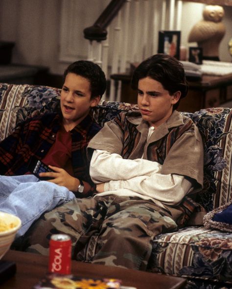 Boy Meets World Wallpaper, Boy Meets World Characters, 90s Layering, Boy Meets World Shawn, Cory And Shawn, Shawn Hunter, Cory Matthews, Kevin Abstract, Rider Strong